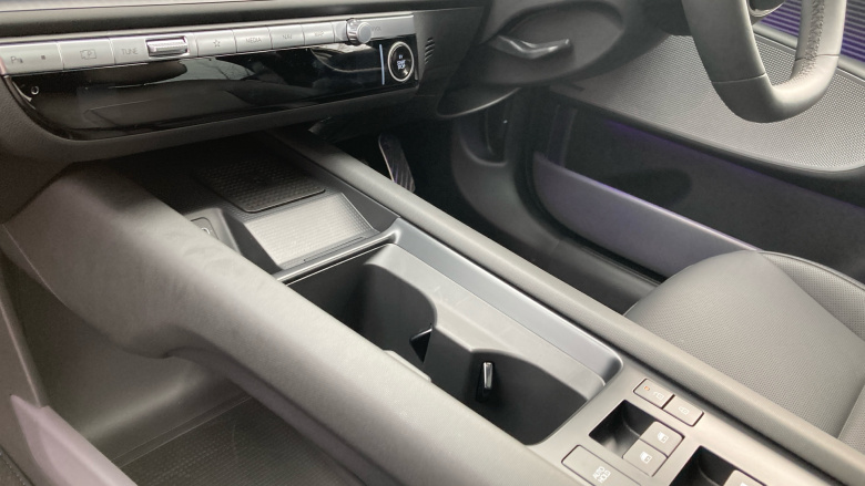 Hyundai IONIQ 6 168kW Ultimate 77kWh 4dr Auto Electric Saloon